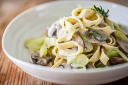 Creamy leek and mushroom tagliatelle